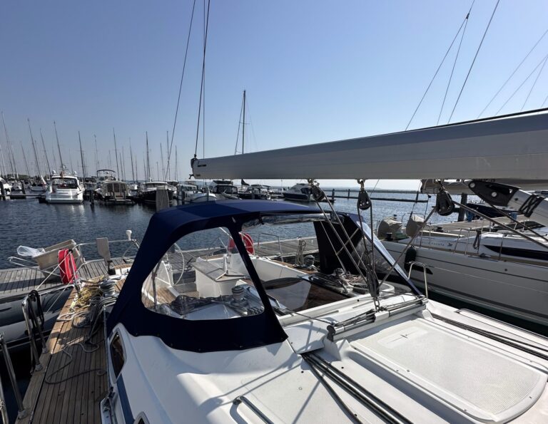 Buiskap oprolbaar midden raam lion sails