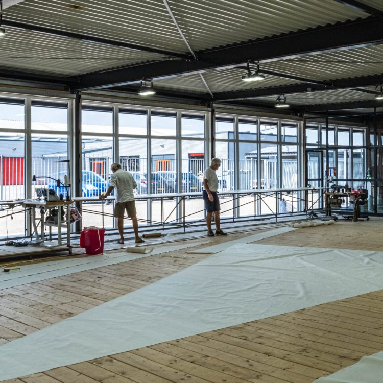 binnenkant zeilmakerij lion sails